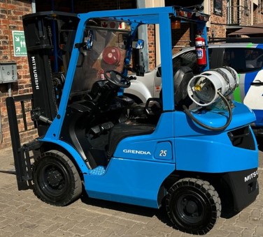 2.5 Ton Mitsubishi FG25 Forklift - A&B Forklifts